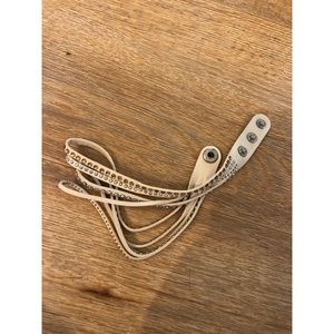 🙈2/$5 Wrap Bracelet